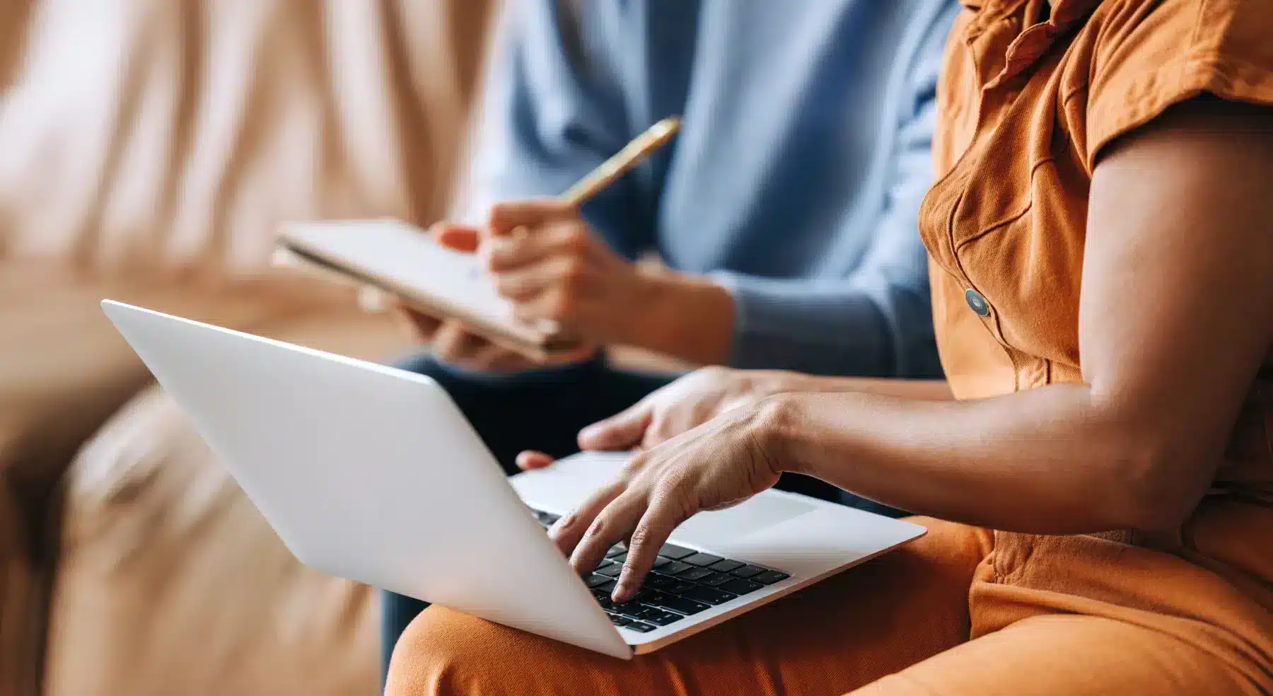 De la fraude à la confiance numérique : les grands enseignements du Baromètre 2025