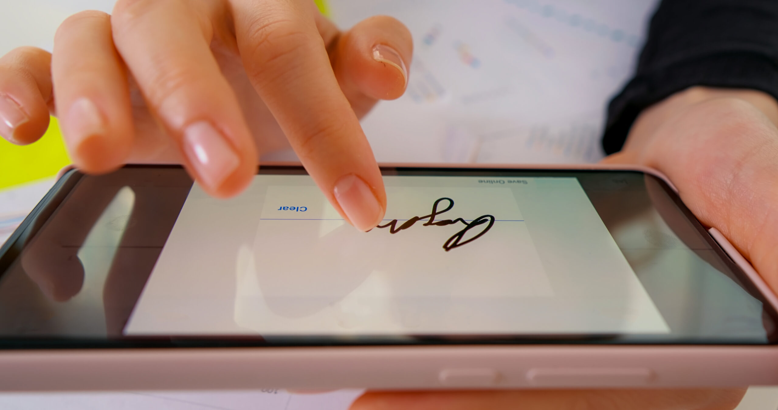 Strengthen Your Insurance Workflows with Signaturit Group’s Electronic Signature Solutions 