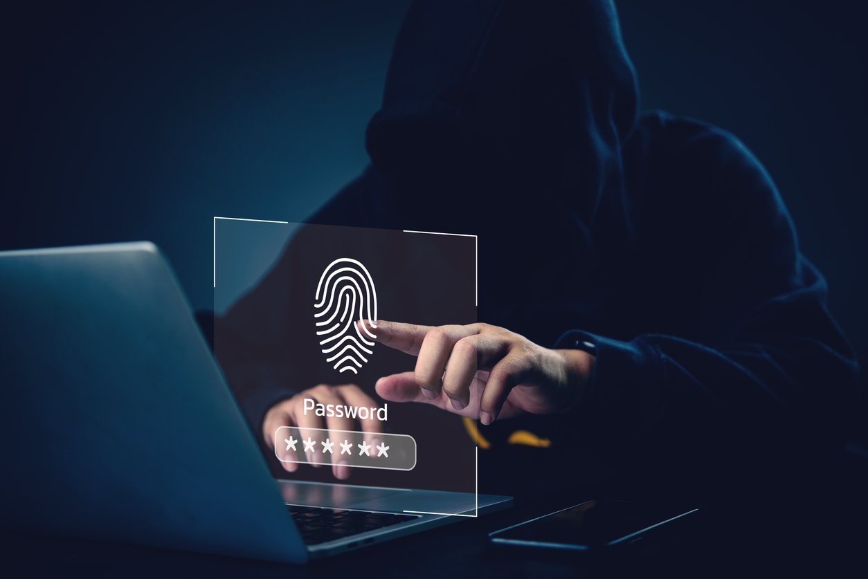 Mantente a la vanguardia: nuevas tácticas de fraude y cómo la gestión de transacciones digitales las contrarresta 