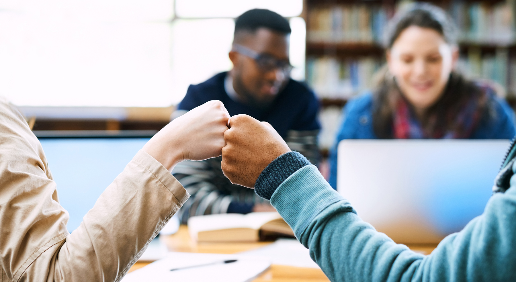 Convenios de prácticas: cómo digitalizar y acelerar la firma entre alumno, centro educativo y empresa